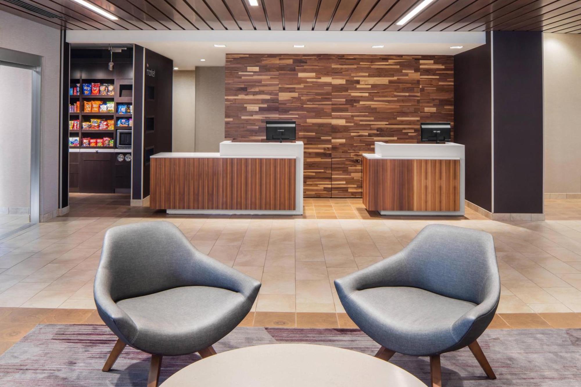 Отель Courtyard By Marriott Wayne Fairfield Экстерьер фото